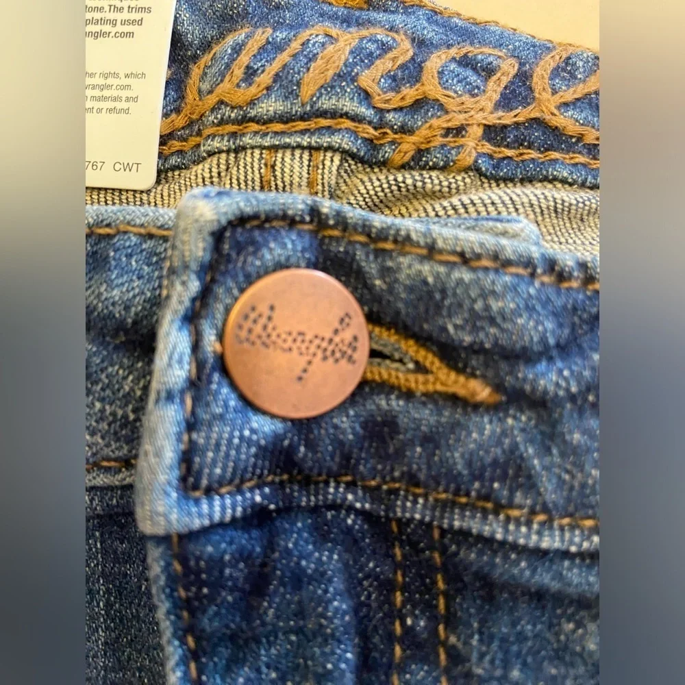 Wrangler flared jeans NWT